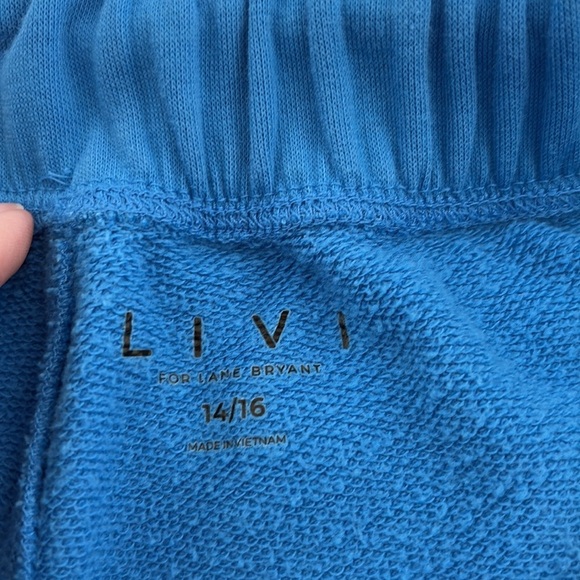 Livi Lane Bryant Athletic Shorts in Blue.Front Pockets.Tie in Front. Size 14/16 - Picture 8 of 10